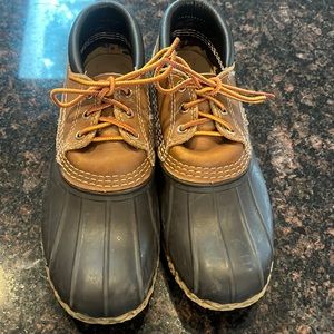 LL Bean Size 8M Gumshoe Boots